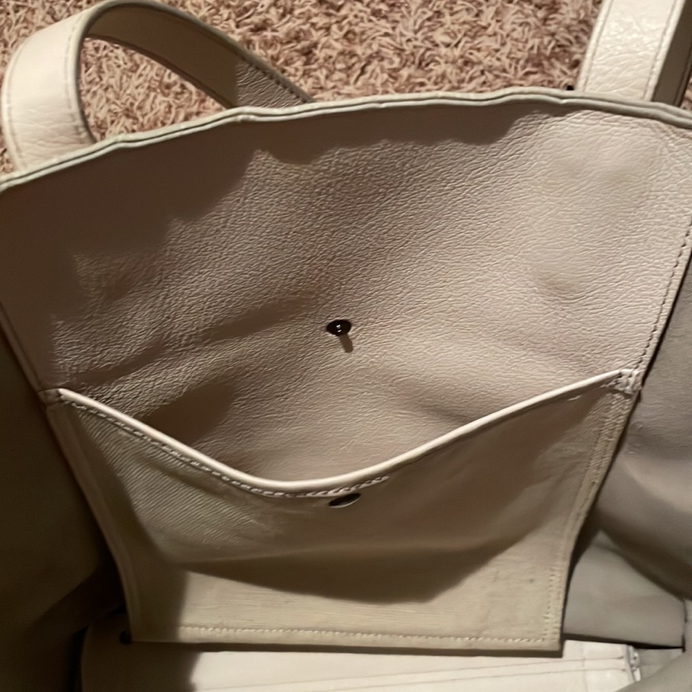 Everlane Italian Leather White / Cream Petra Tote Bag Purse with Metal Accents - Picture 15 of 16
